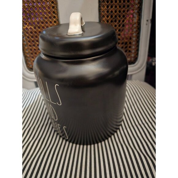 NWT Rae Dunn Halloween Skulls and Bones Chubby Black Canister - Picture 3 of 12